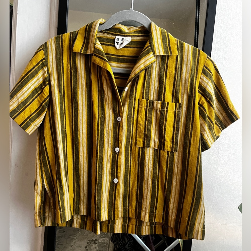 Traded EUC Beaton Linen boat shirt, size XS